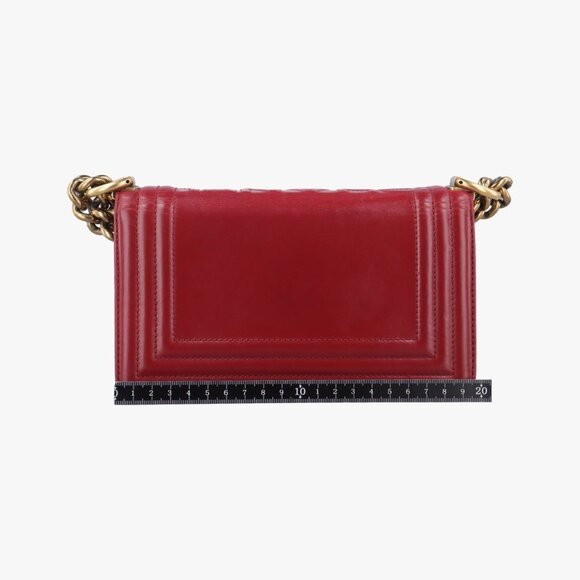 Authentic Red small Chanel Le Boy - Picture 3 of 6